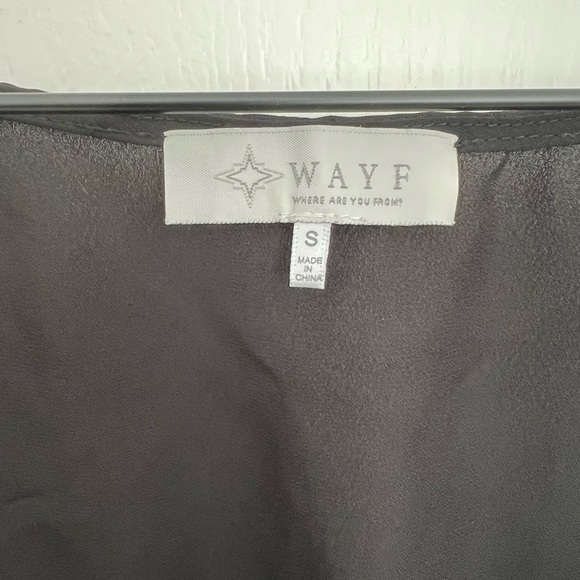 WAYF Smocked Waist Top | black | S - Picture 5 of 13